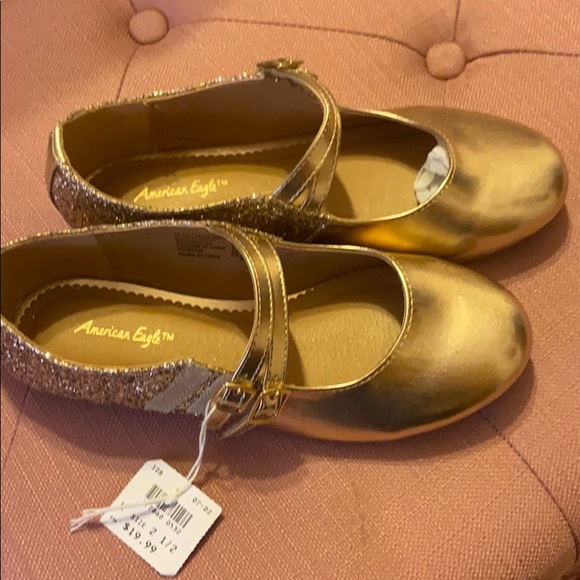 Gold American Eagle Shoes - Picture 2 of 2